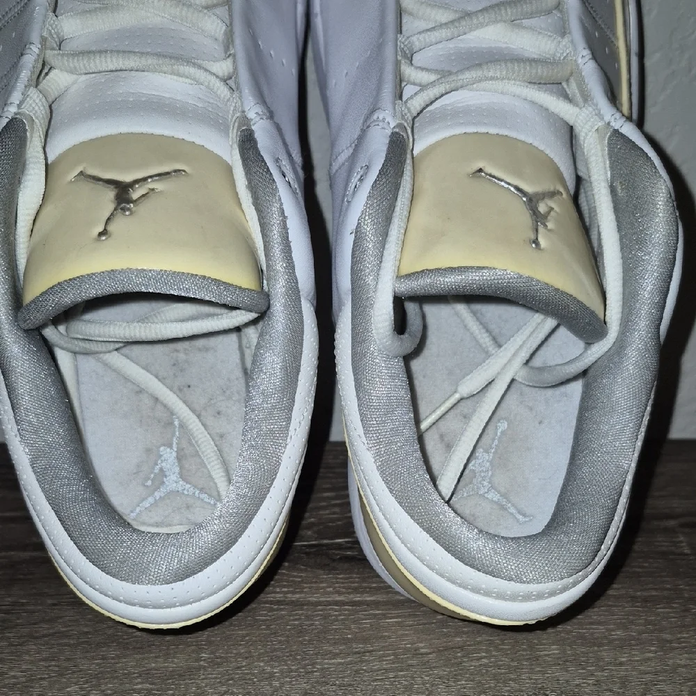 Jordan Men's TE²  Sneakers